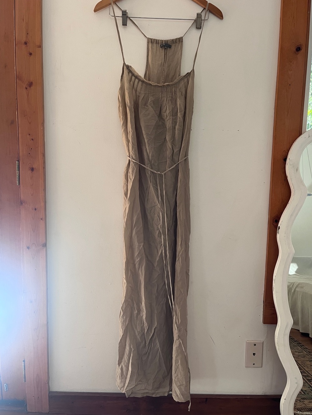 GAP Beige/Tan Spaghetti Strap Maxi Dress